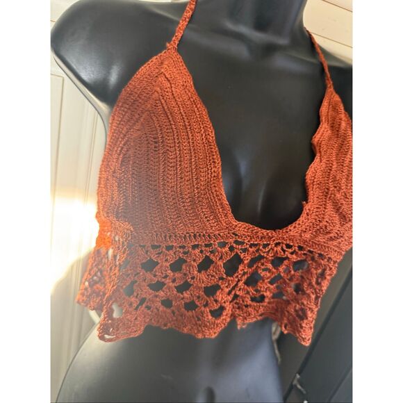 Memoi Women's Let's Run Away Crochet Halter Crop Tank Top Rust Brown Size Medium - Picture 6 of 6